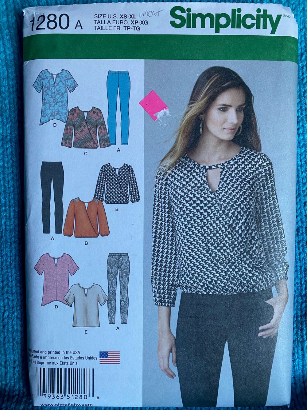 Simplicity 1280 pattern keyhole top pants  xs-XL
